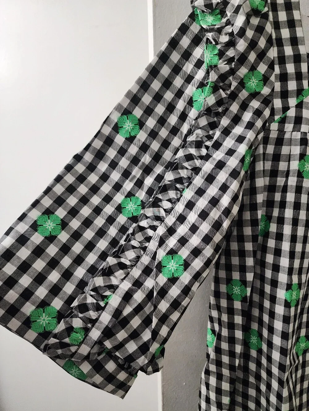 NWT KATE SPADE BLOUSE SIZE XLARGE WITH SHAMROCK DESIGN AND GINGHAM PATTERN